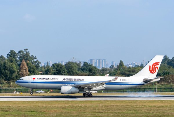 Où pratiquer le snorkeling au milieu des raies manta à Hawaii ?